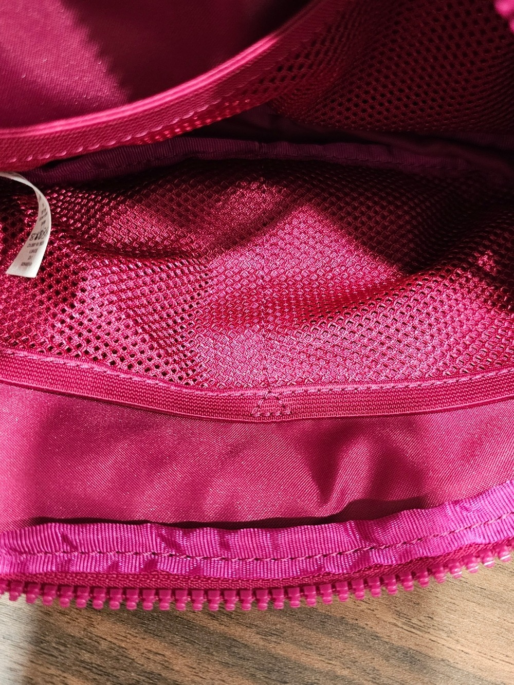 Lululemon Everywhere BeltBag Pink Fuchsia New Crossbody Waist Pack Festival Vaca - Picture 7 of 13